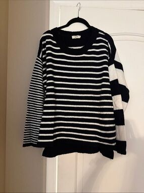 Striped Black & White Crewneck Women's Sweater